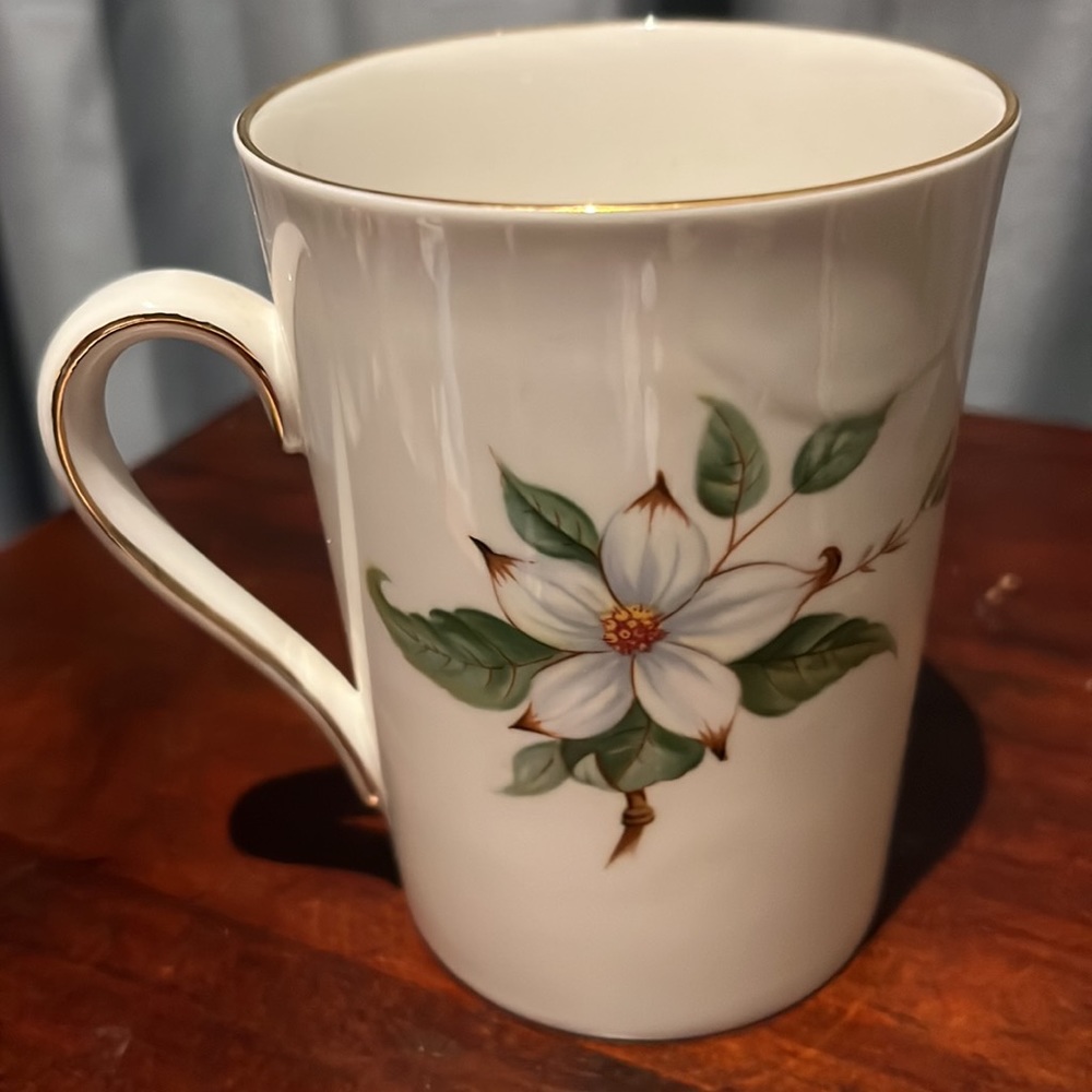 Hammersley Dogwood Blossom English Bone China Mug DISCONTINUED!